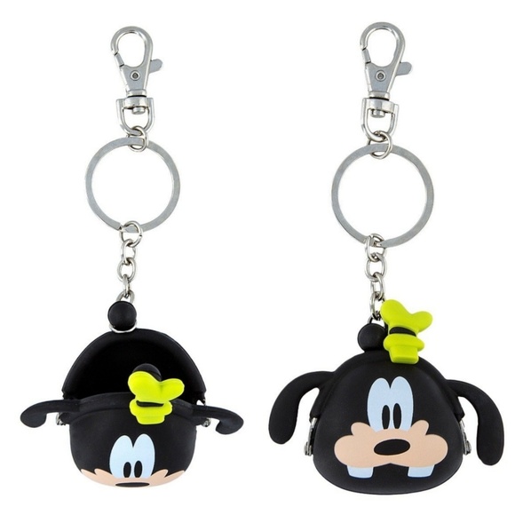DISNEY PARKS GOOFY COIN PURSE KEYCHAIN - Picture 1 of 4
